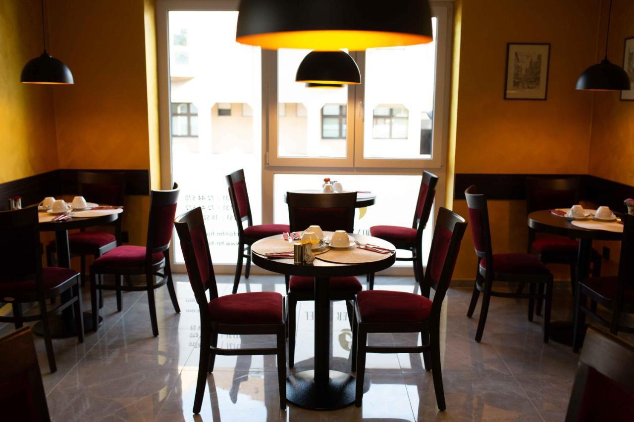 Heilbronner Hotel Am Schoenen Theater Extérieur photo